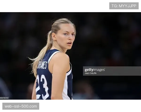 通讯:记录一次WNBA球员的海外赛季——阿丽莎·托马斯在土耳其的征战 通讯:记录一次WNBA球员的海外赛季——阿丽莎·托马斯在土耳其的征战